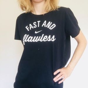 NIKE fast and flawless T-Shirt